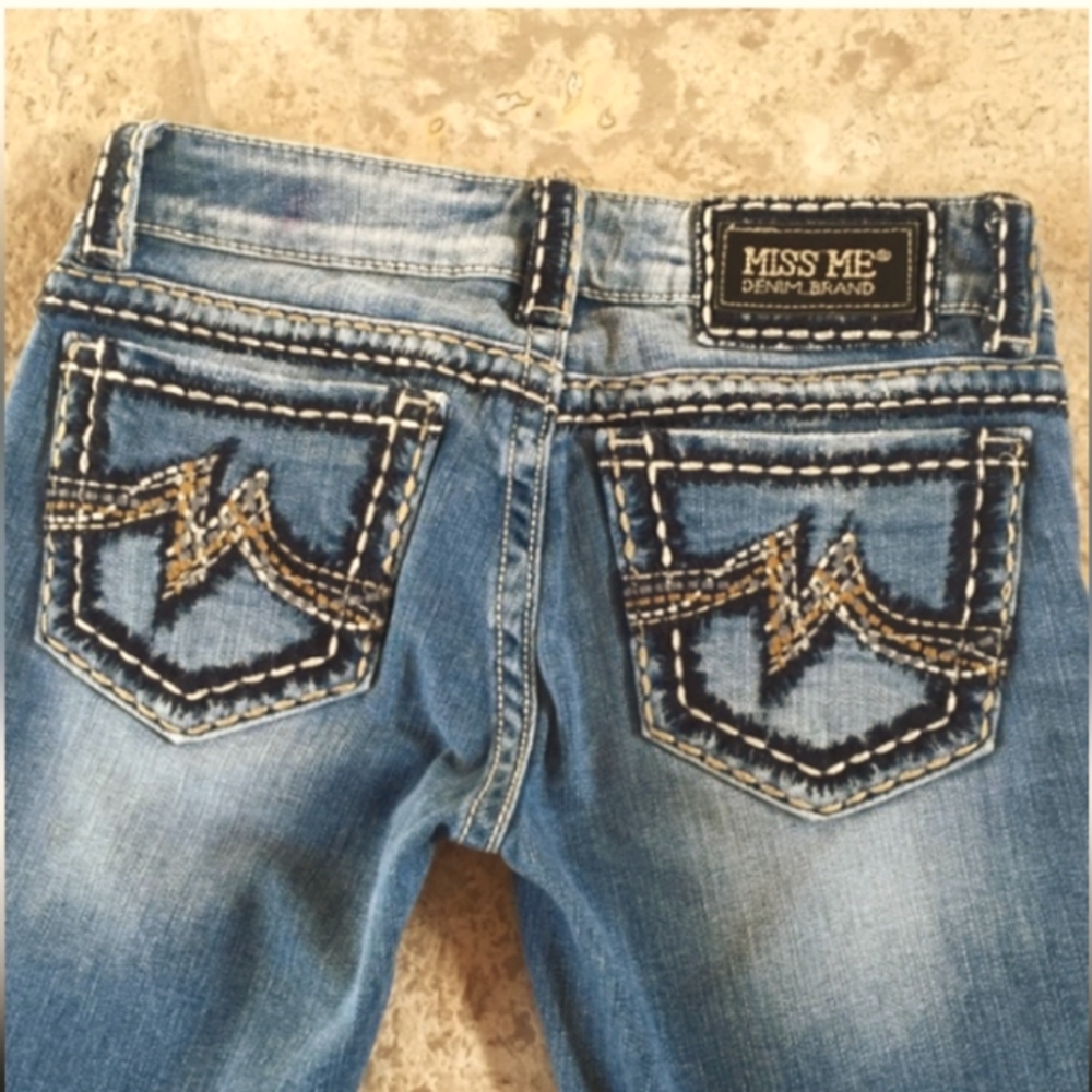 Miss Me Denim Jeans - Sunny, Boot Cut - Sz. 26 (32" inseam) Style JPD1015-3